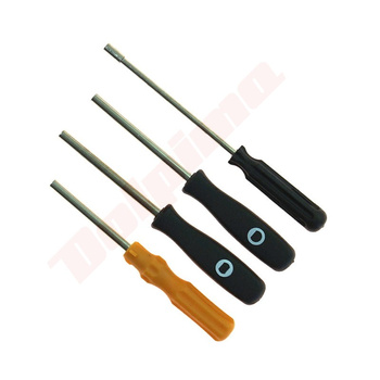 ZESTAW WKRĘTAKÓW DO GAŹNIKÓW  4 pcs KLIN , D , DD , PAC-MAN